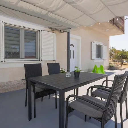 Lägenhet 1 Bedroom Stunning In *